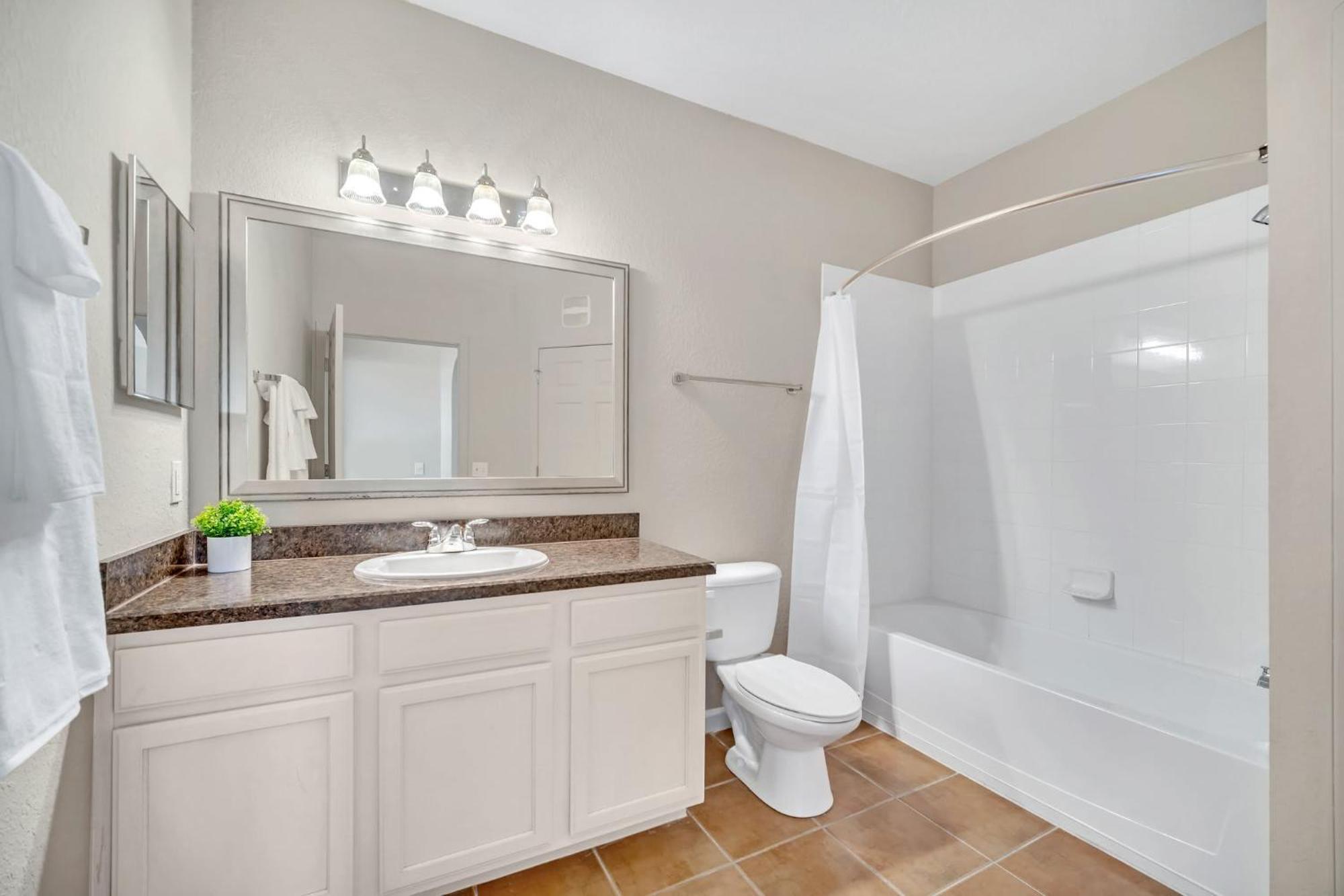Spacious 2Br Condo W Pool & Hot Tub Near Disney Орландо Екстер'єр фото