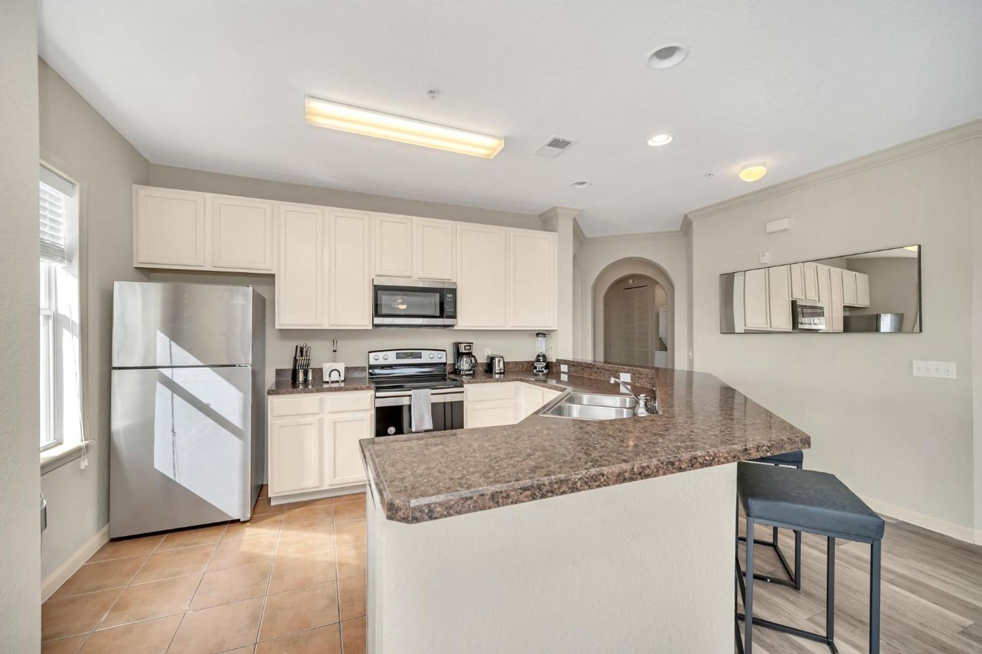 Spacious 2Br Condo W Pool & Hot Tub Near Disney Орландо Екстер'єр фото